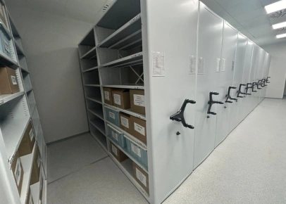 Мобильные стеллажи для регистратуры