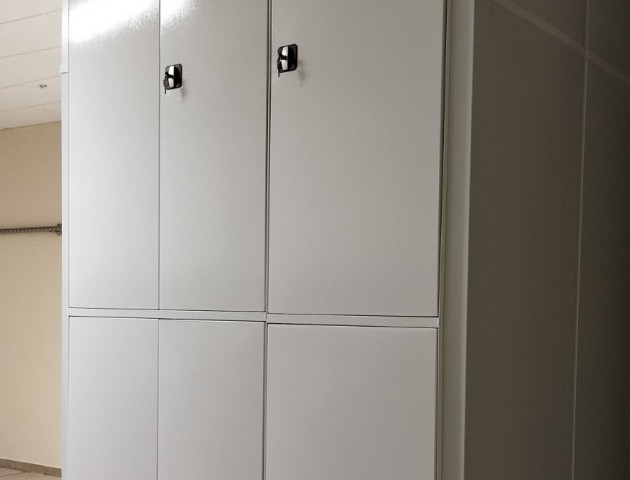 Передвижные стеллажи с дверями и замком